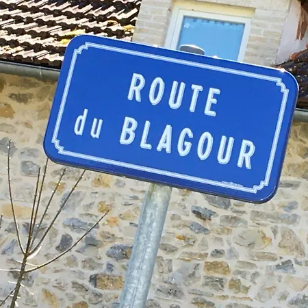 Les Pieds dans l'eau, Gîte Le Blagour Lachapelle-Auzac Extérieur photo