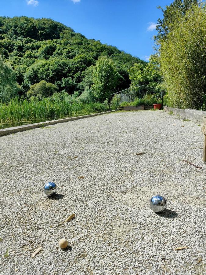 Les Pieds Dans L'eau, Le Blagour Lachapelle-Auzac
